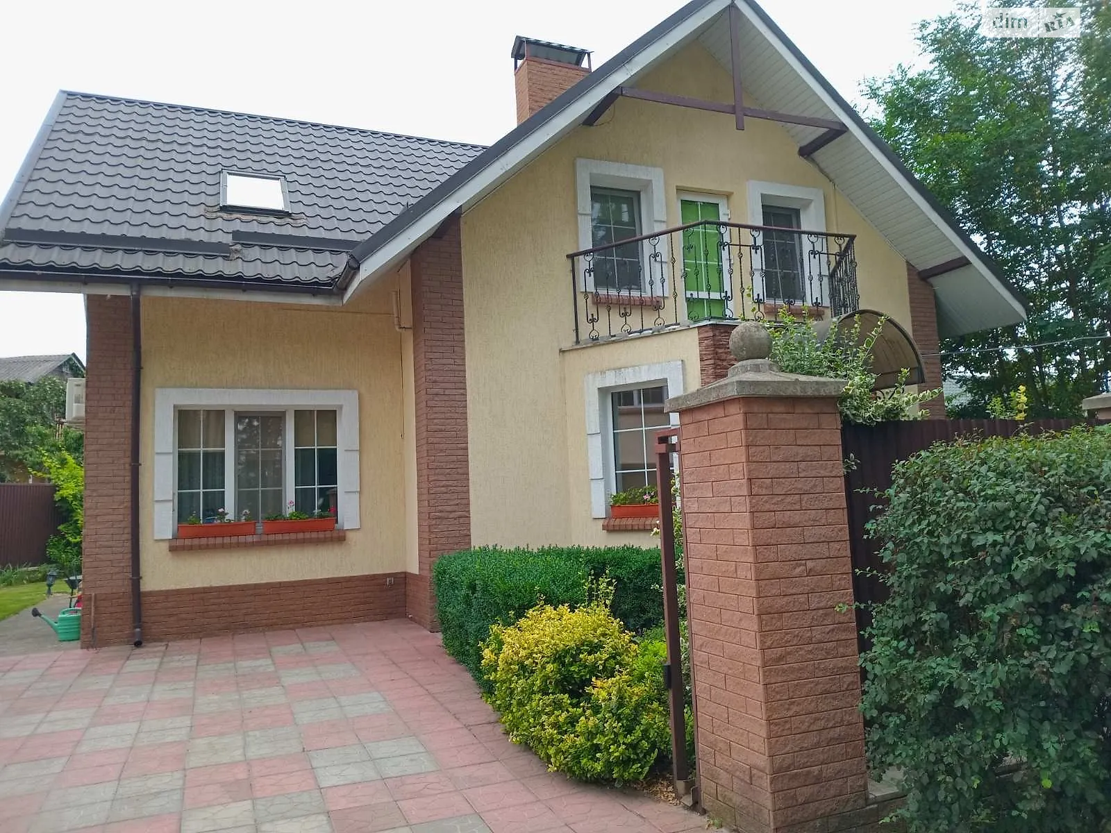 Продается дом на 2 этажа 140 кв. м с верандой, цена: 155000 $ - фото 1