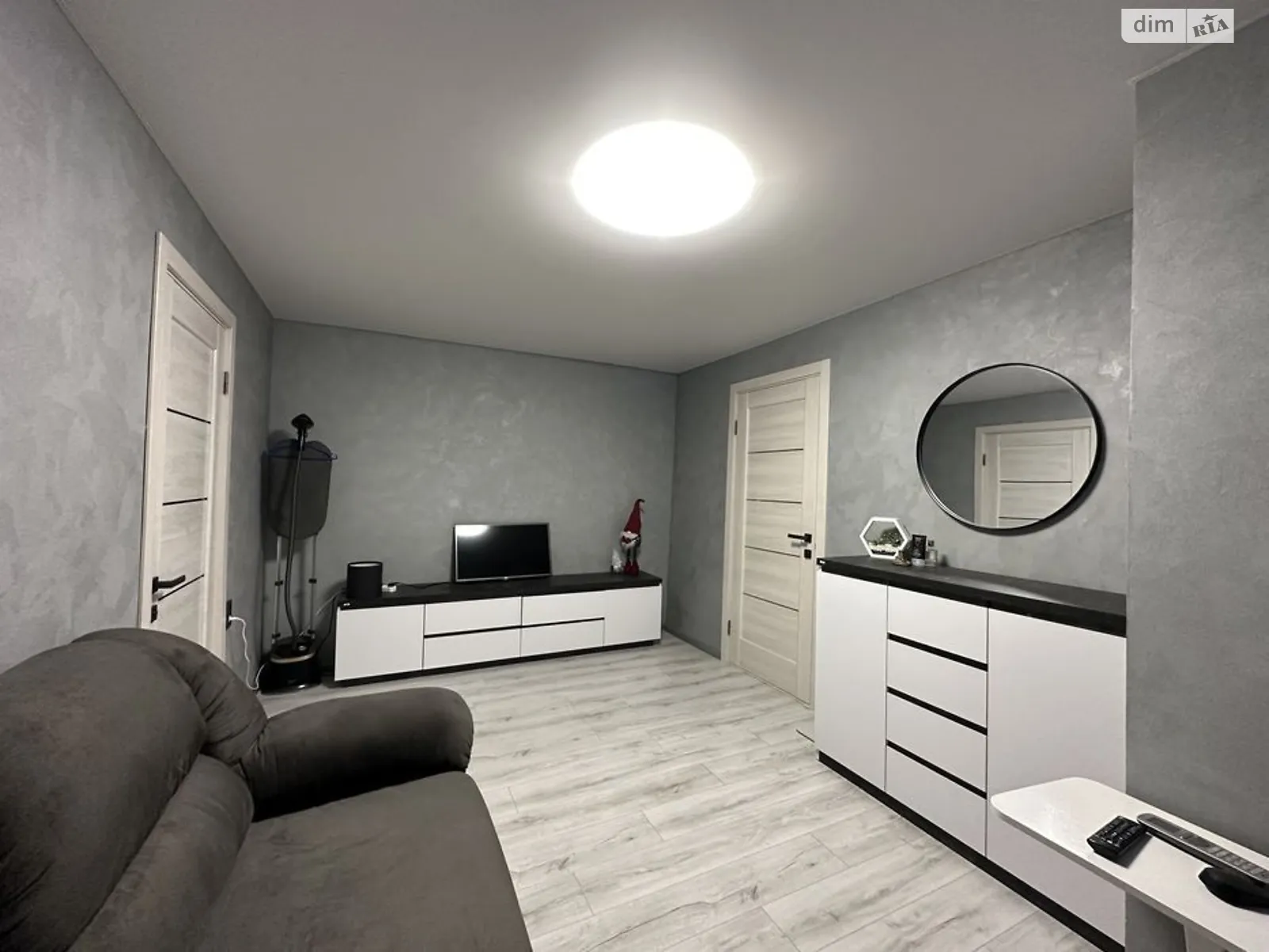 Продается 2-комнатная квартира 37.9 кв. м в, цена: 38500 $ - фото 1