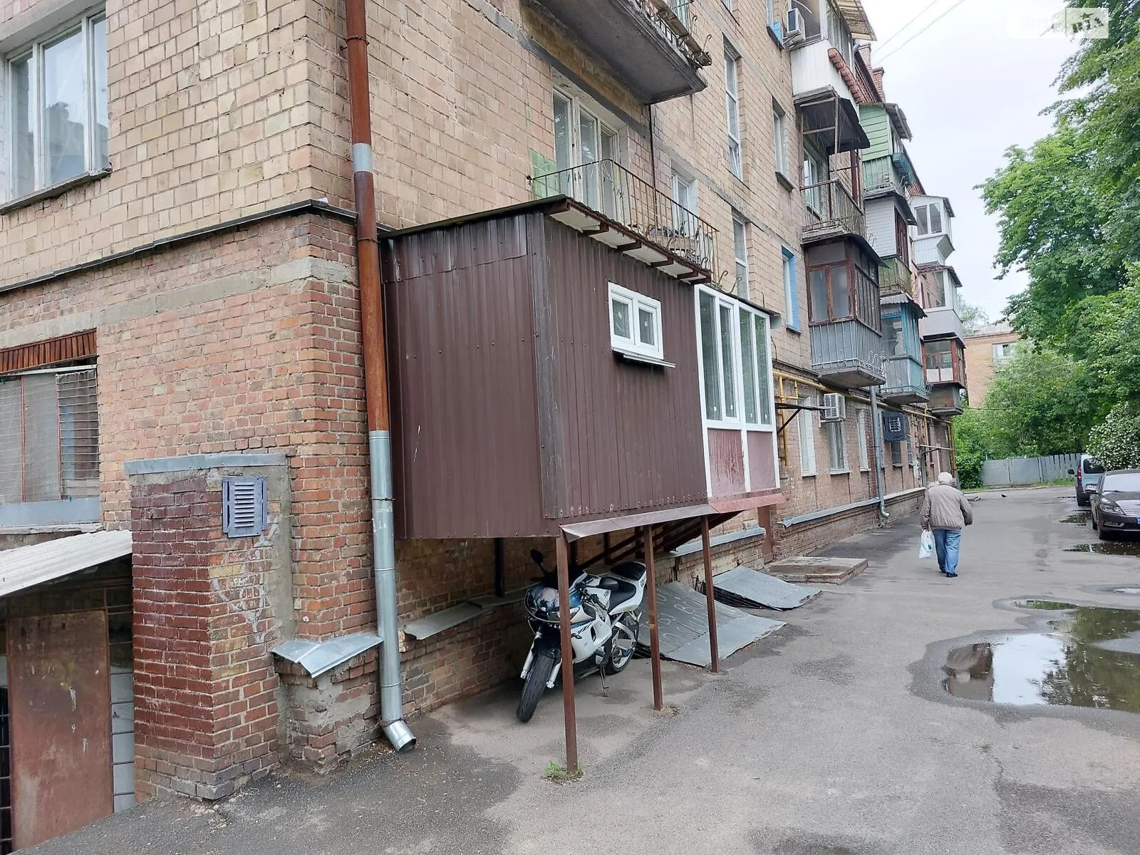 Продается 2-комнатная квартира 42.7 кв. м в Киеве, ул. Святославская, 15 - фото 1