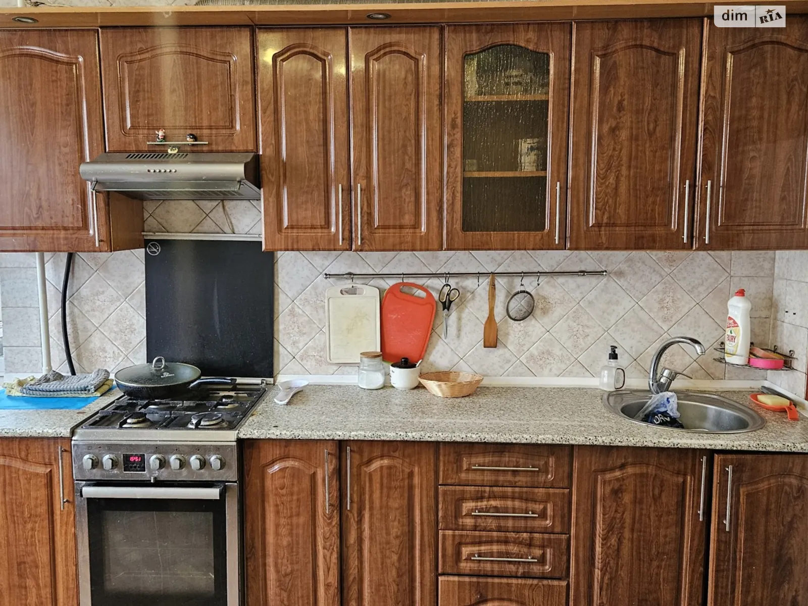 Продается 4-комнатная квартира 100 кв. м в Киеве, ул. Печенежская, 16 - фото 1