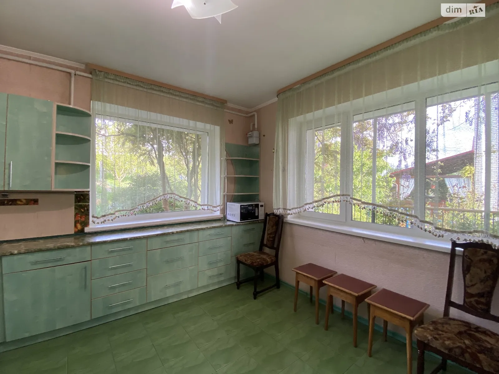 Продается дом на 2 этажа 175 кв. м с гаражом, цена: 249000 $ - фото 1