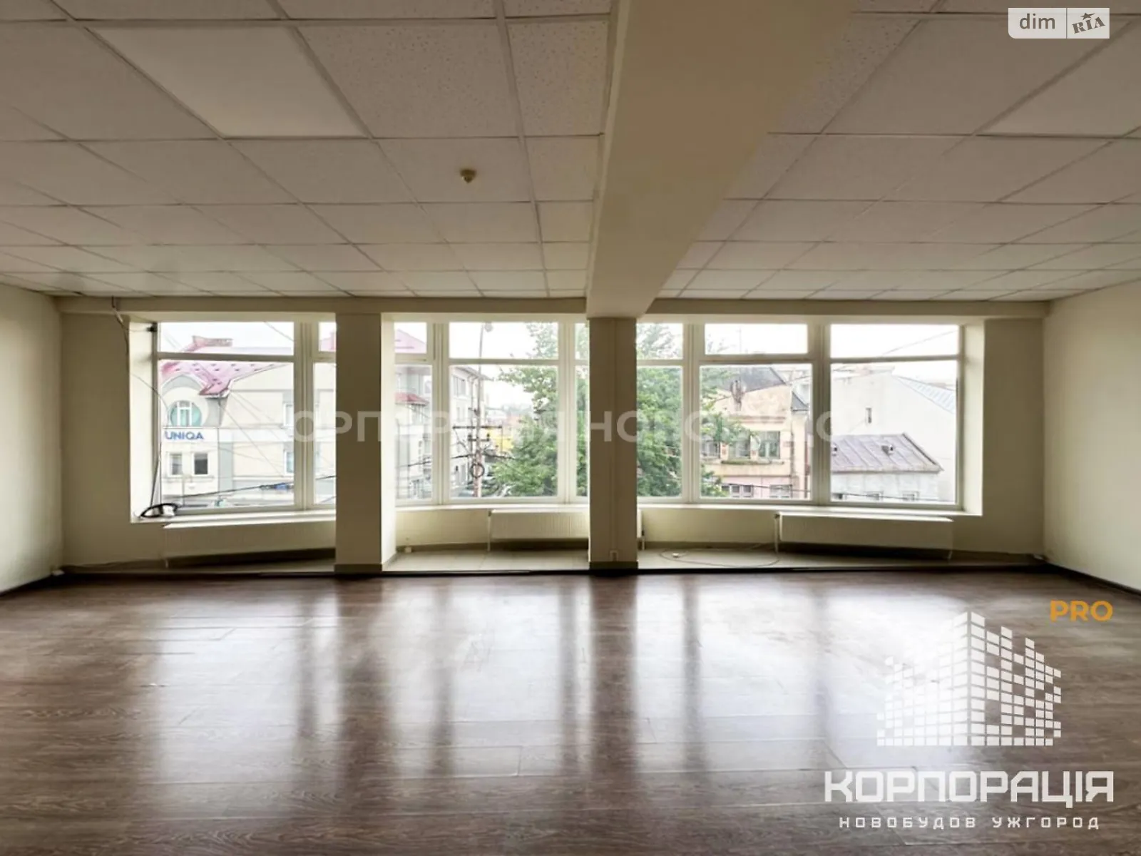 Здається в оренду офіс 210 кв. м в бізнес-центрі, цена: 1000 $ - фото 1