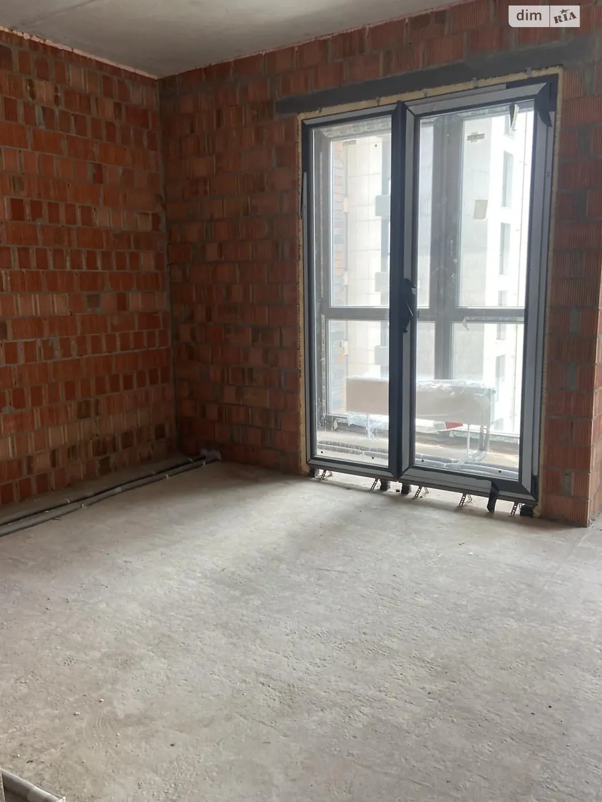 Продается 1-комнатная квартира 42 кв. м в Днепре, ул. Набережная Победы, 128 - фото 1