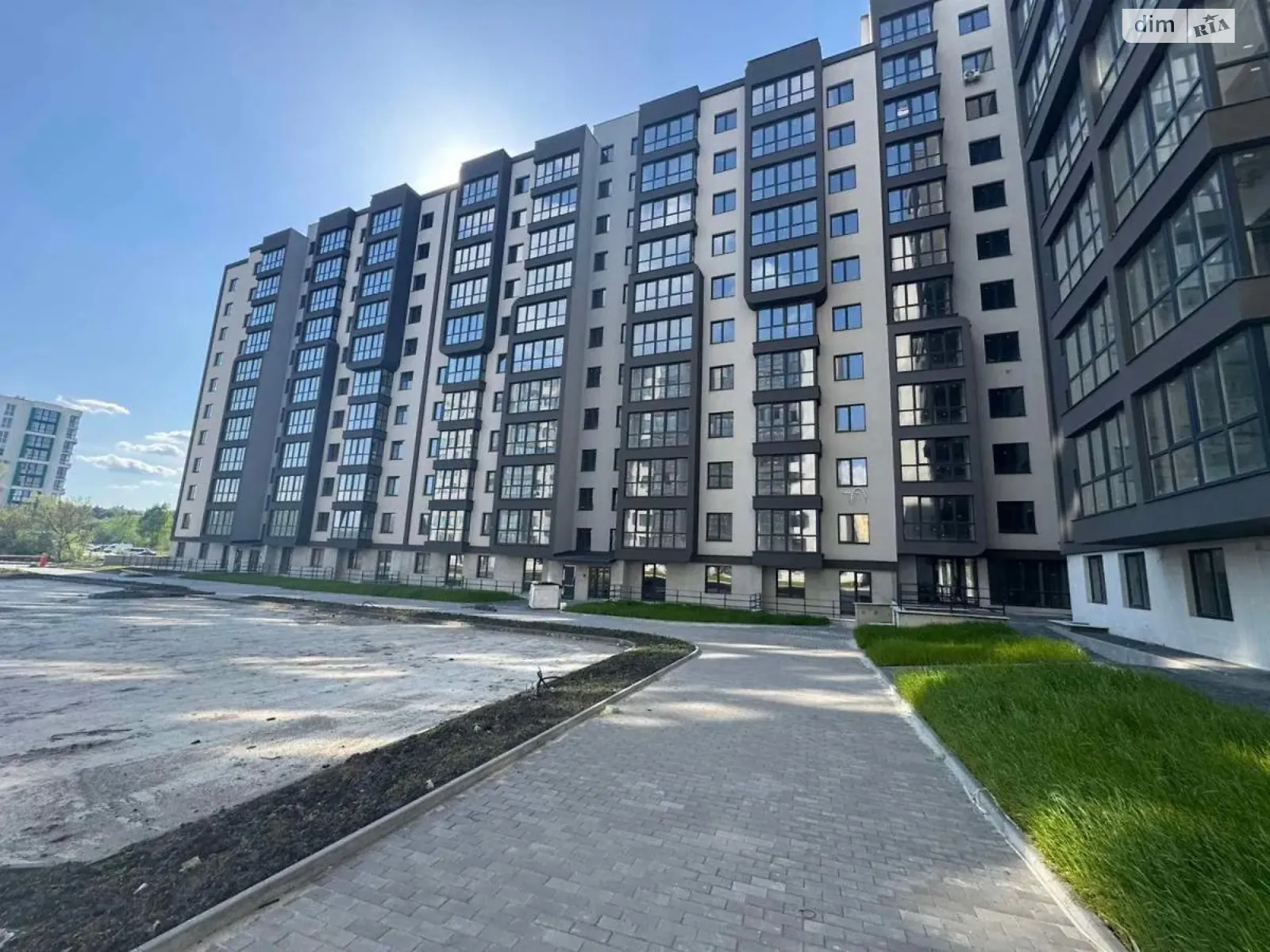 Продається 1-кімнатна квартира 47.5 кв. м у Львові, вул. Роксоляни, 151 - фото 1