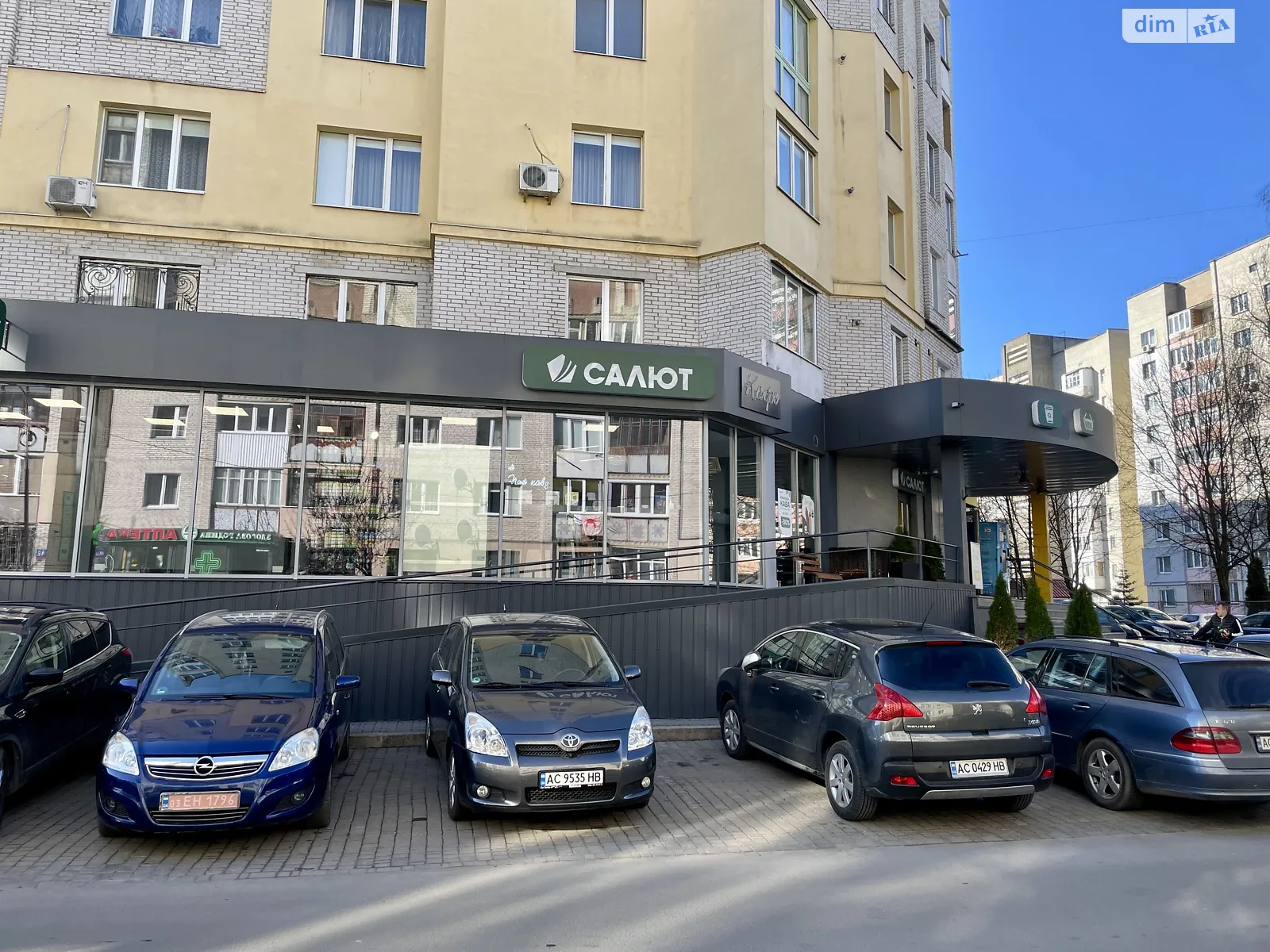 Сдается в аренду помещения свободного назначения 200 кв. м в 9-этажном здании, цена: 60000 грн - фото 1