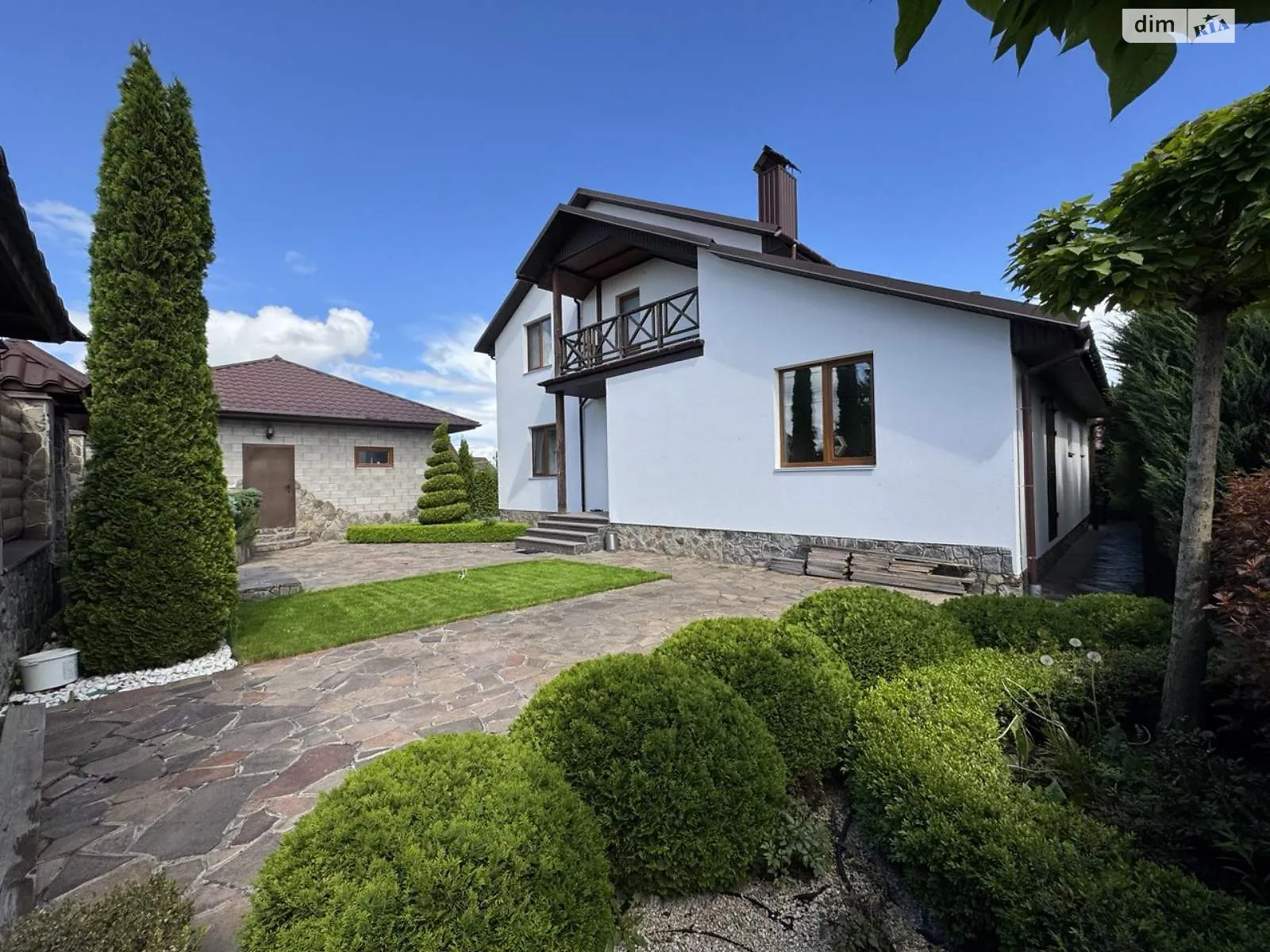 Продається будинок 2 поверховий 250 кв. м з ділянкою, цена: 325000 $ - фото 1