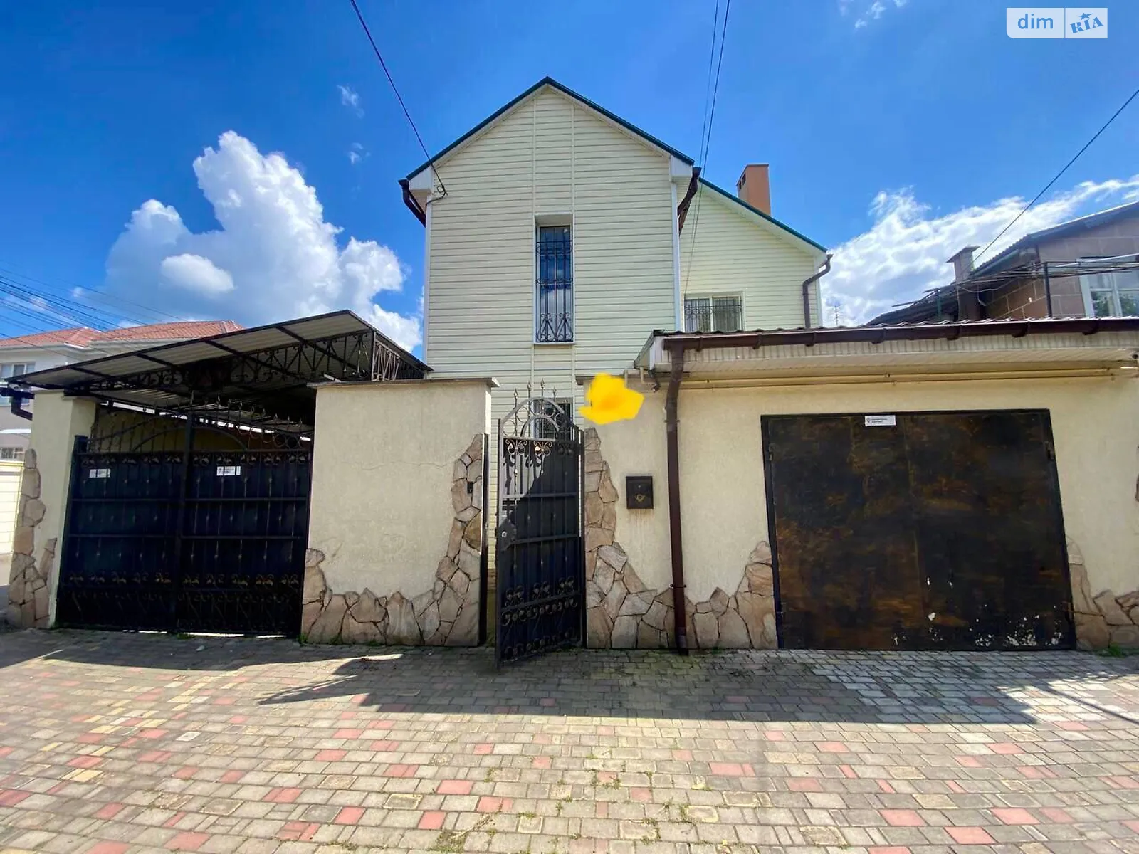 Продається будинок 2 поверховий 210 кв. м з садом, цена: 195000 $ - фото 1