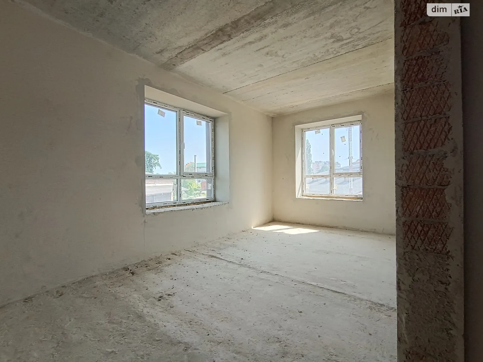 Продается 2-комнатная квартира 54.3 кв. м в Ивано-Франковске, ул. Ленкавского - фото 1