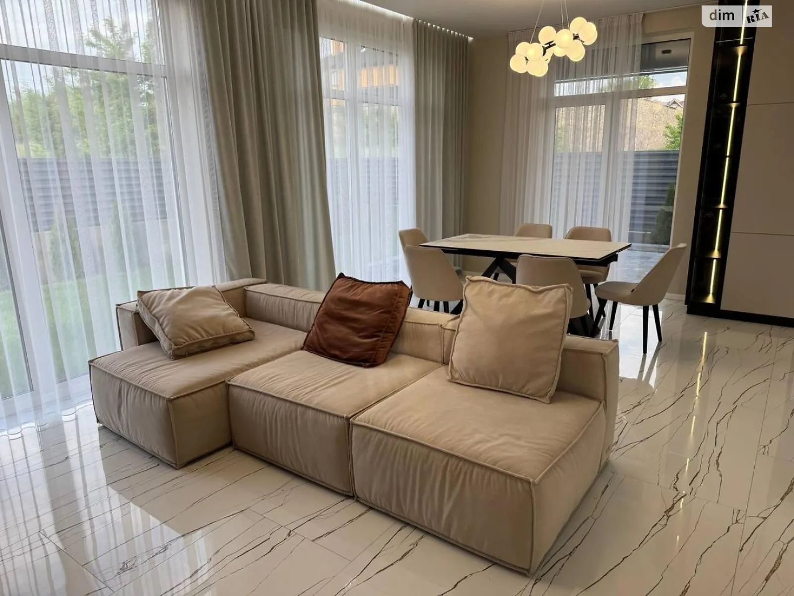 Продается дом на 2 этажа 150 кв. м с террасой, цена: 239000 $ - фото 1