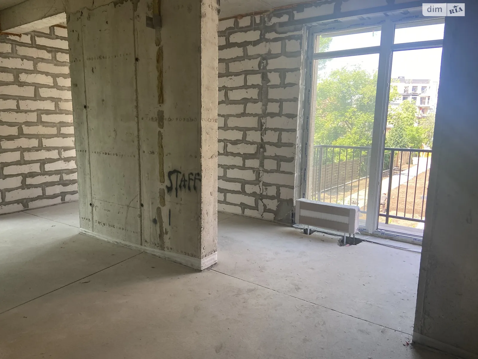 Продається 1-кімнатна квартира 89.2 кв. м у Одесі - фото 1