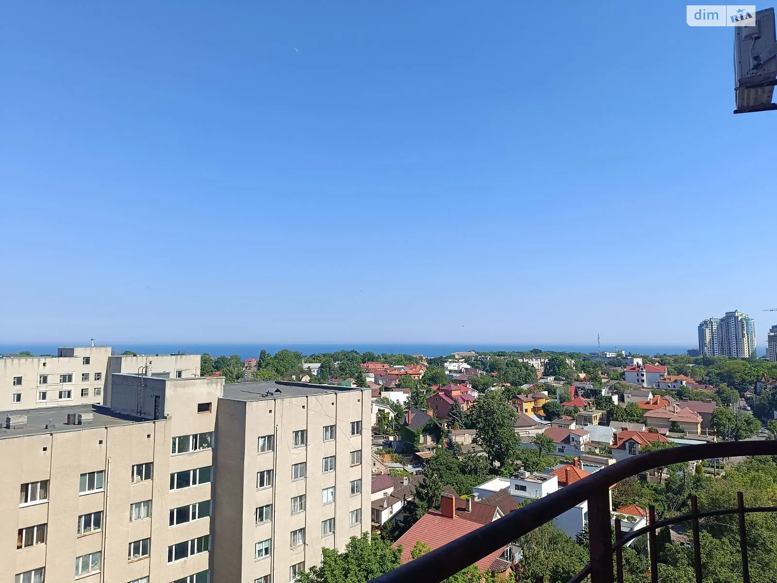 Продається 2-кімнатна квартира 82.4 кв. м у Одесі, вул. Макаренка - фото 1