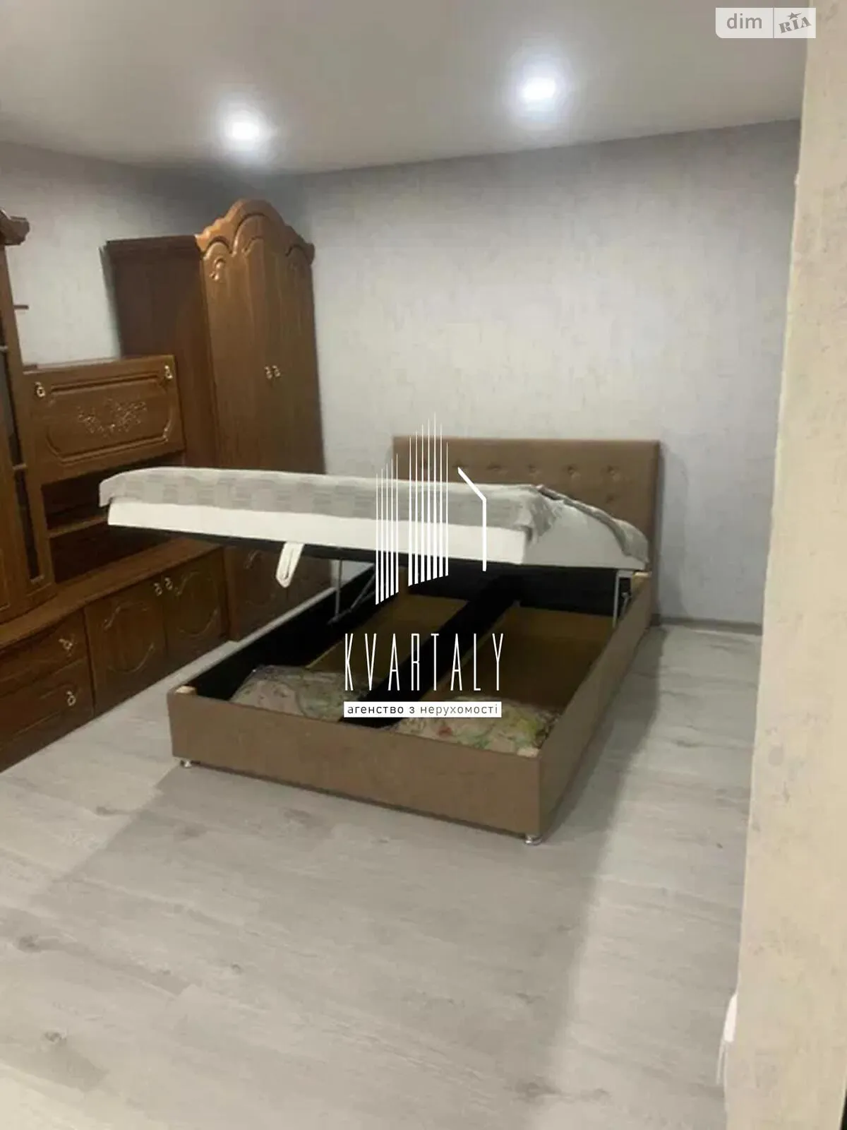 Сдается в аренду 1-комнатная квартира 30.6 кв. м в Киеве, ул. Героев полка АЗОВ(Маршала Малиновского), 28Б - фото 1