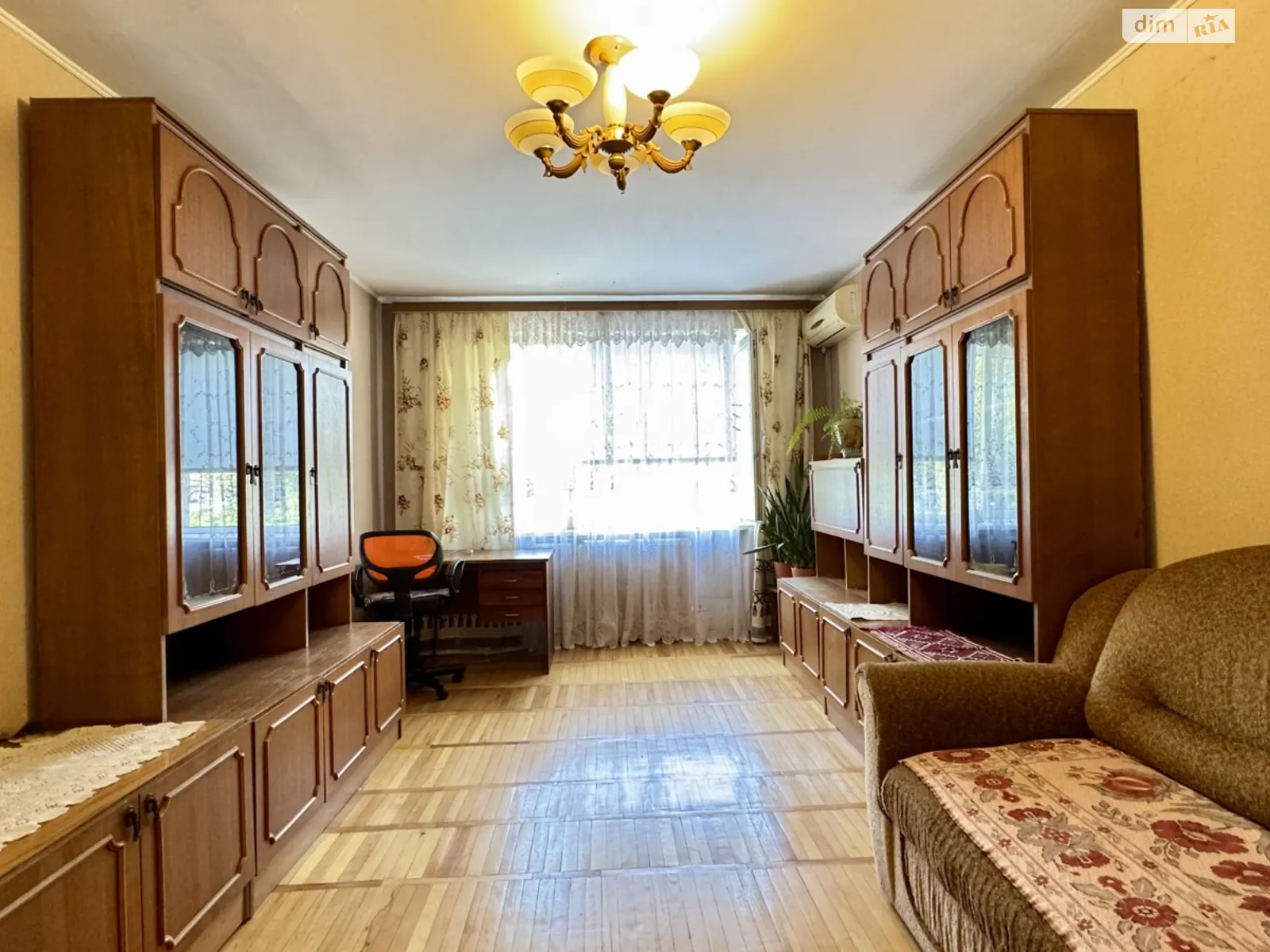 Продается 3-комнатная квартира 69.3 кв. м в Черновцах, цена: 65000 $ - фото 1