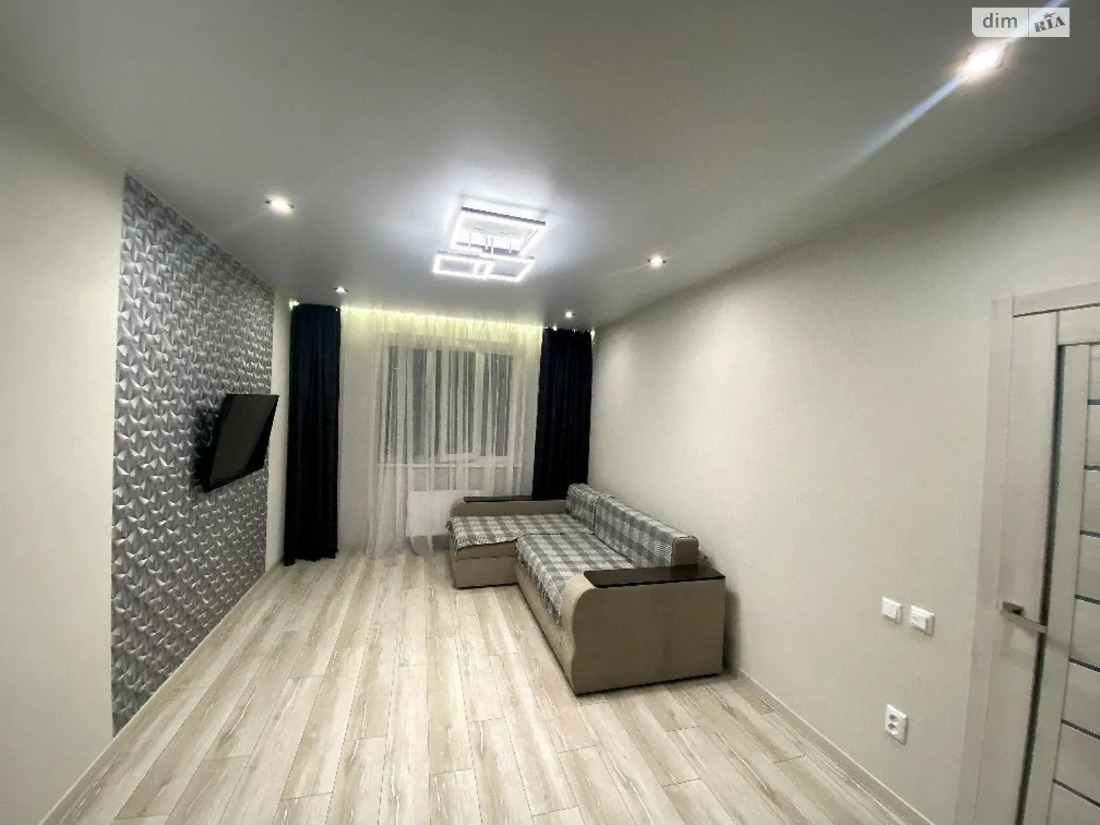 Продається 1-кімнатна квартира 46 кв. м у Харкові, вул. Заливна, 4 - фото 1
