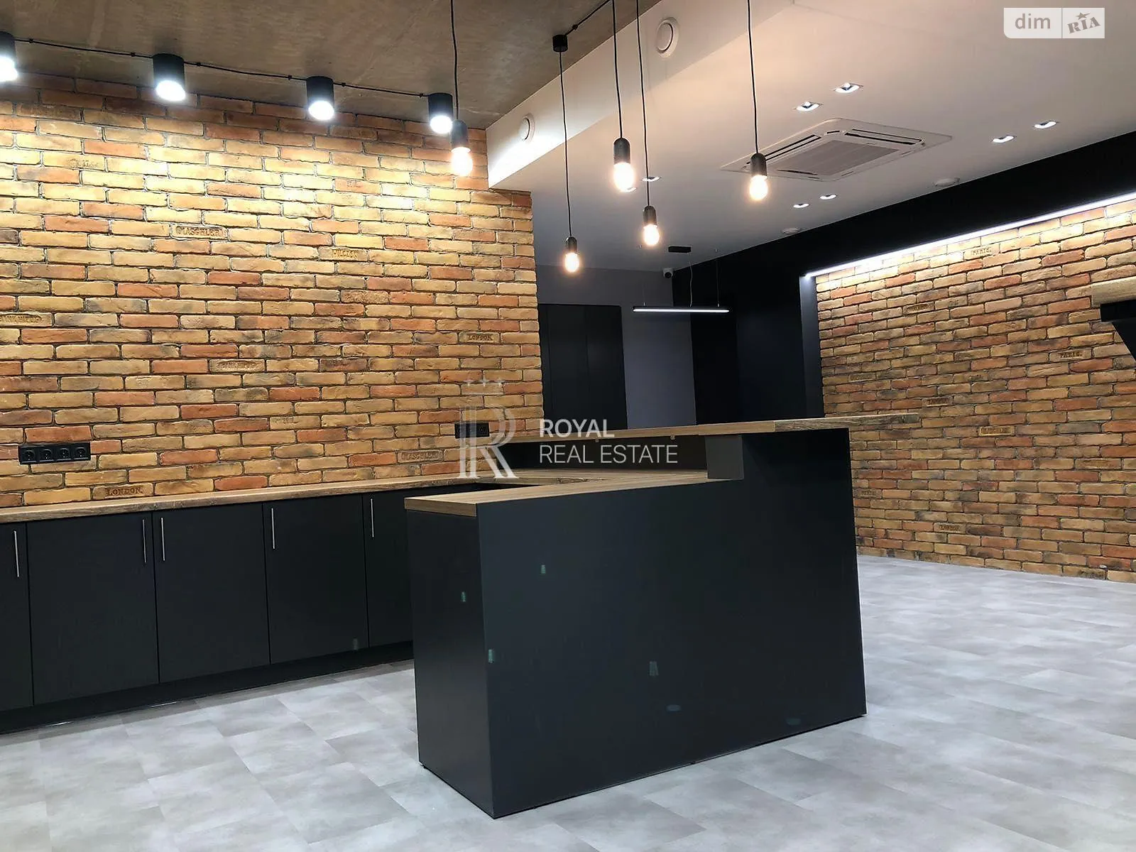 Здається в оренду офіс 305 кв. м в бізнес-центрі, цена: 3050 $ - фото 1