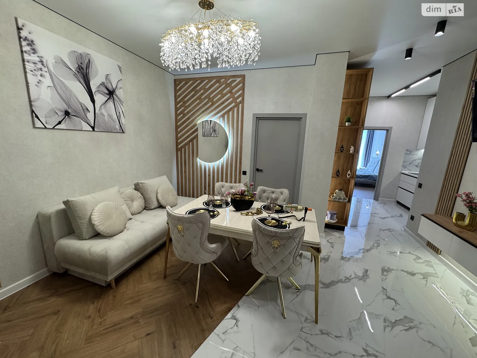 Продається 2-кімнатна квартира 60 кв. м у Одесі, Фонтанська дор., 77А - фото 1