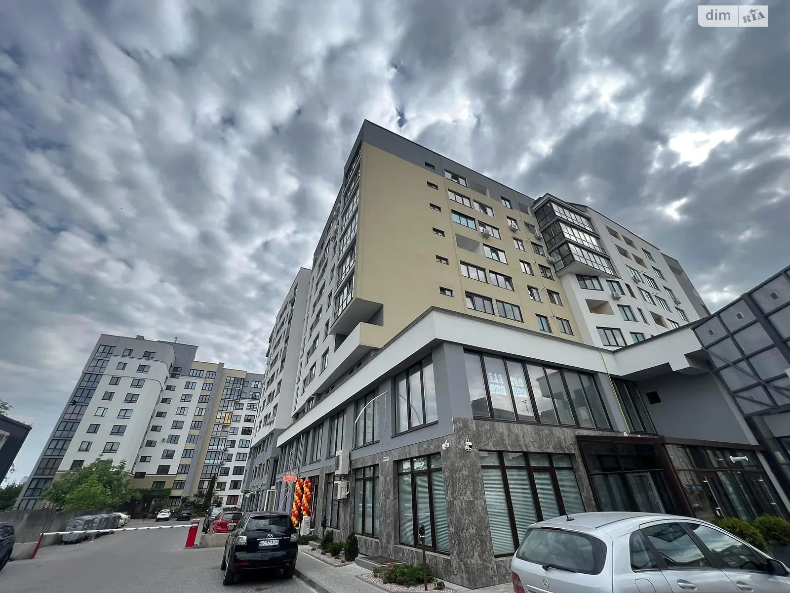 1-комнатная квартира 45 кв. м в Тернополе, просп. Бандеры Степана, 36 - фото 1