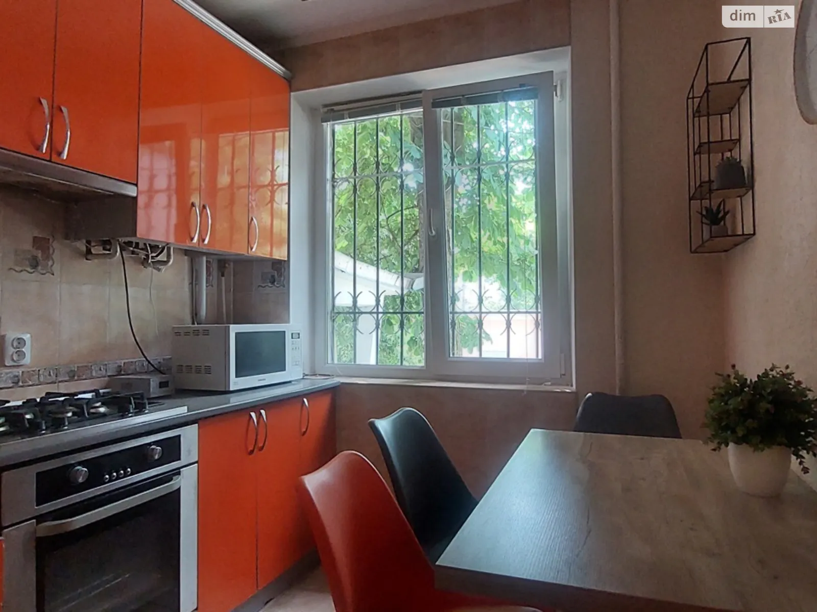 Продается 3-комнатная квартира 61 кв. м в Виннице, ул. Андрея Первозванного, 72 - фото 1