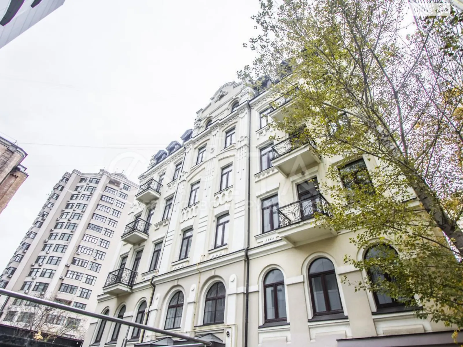 Продається приміщення вільного призначення 1545 кв. м в 4-поверховій будівлі, цена: 2400000 $ - фото 1