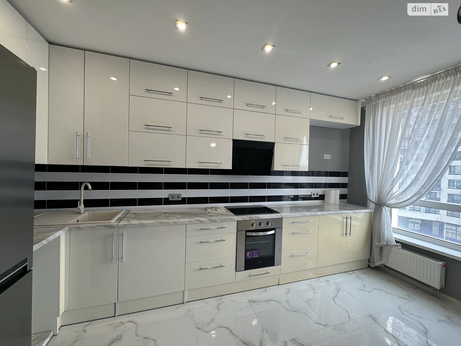 Продается 2-комнатная квартира 62.8 кв. м в Киеве, ул. Заречная, 1В - фото 1