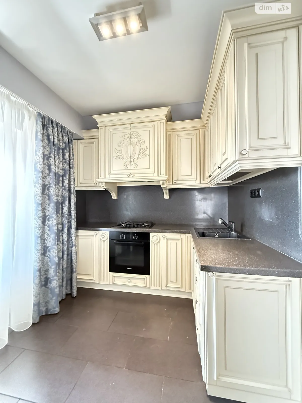 Продается 3-комнатная квартира 75 кв. м в, цена: 75000 $ - фото 1