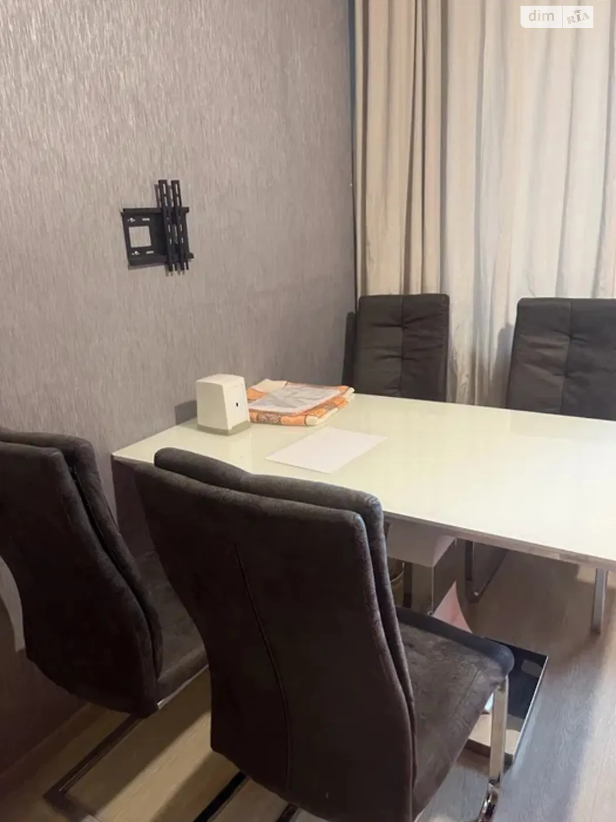 Здається в оренду 2-кімнатна квартира 75 кв. м у Києві, просп. Науки, 55А - фото 1