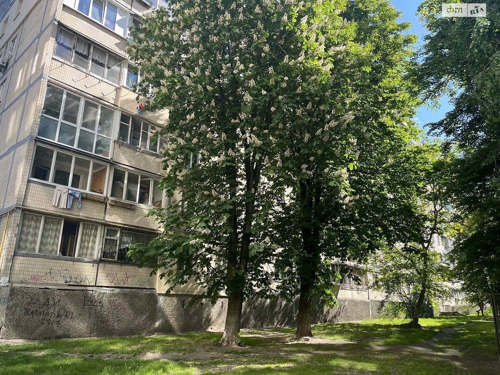 Продається 2-кімнатна квартира 48 кв. м у Києві, вул. Олега Мудрака(Генерала Наумова), 25 - фото 1
