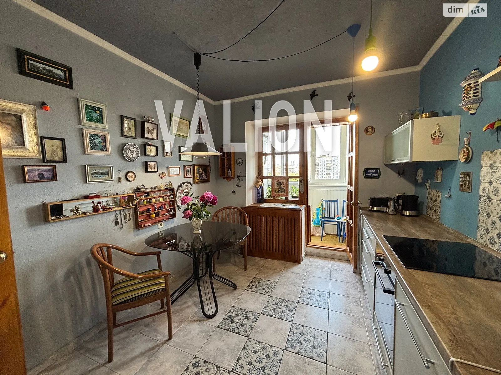 Продается 2-комнатная квартира 71.4 кв. м в Киеве, ул. Тарасовская, 36А - фото 1