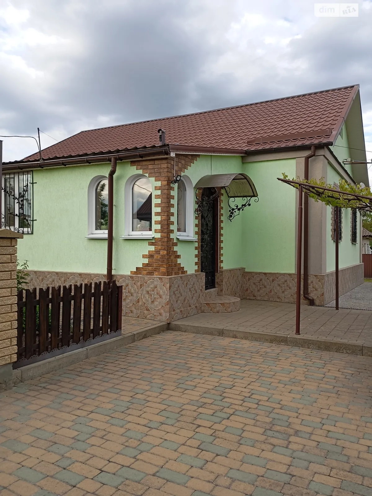 Продается одноэтажный дом 110 кв. м с террасой, цена: 100000 $ - фото 1