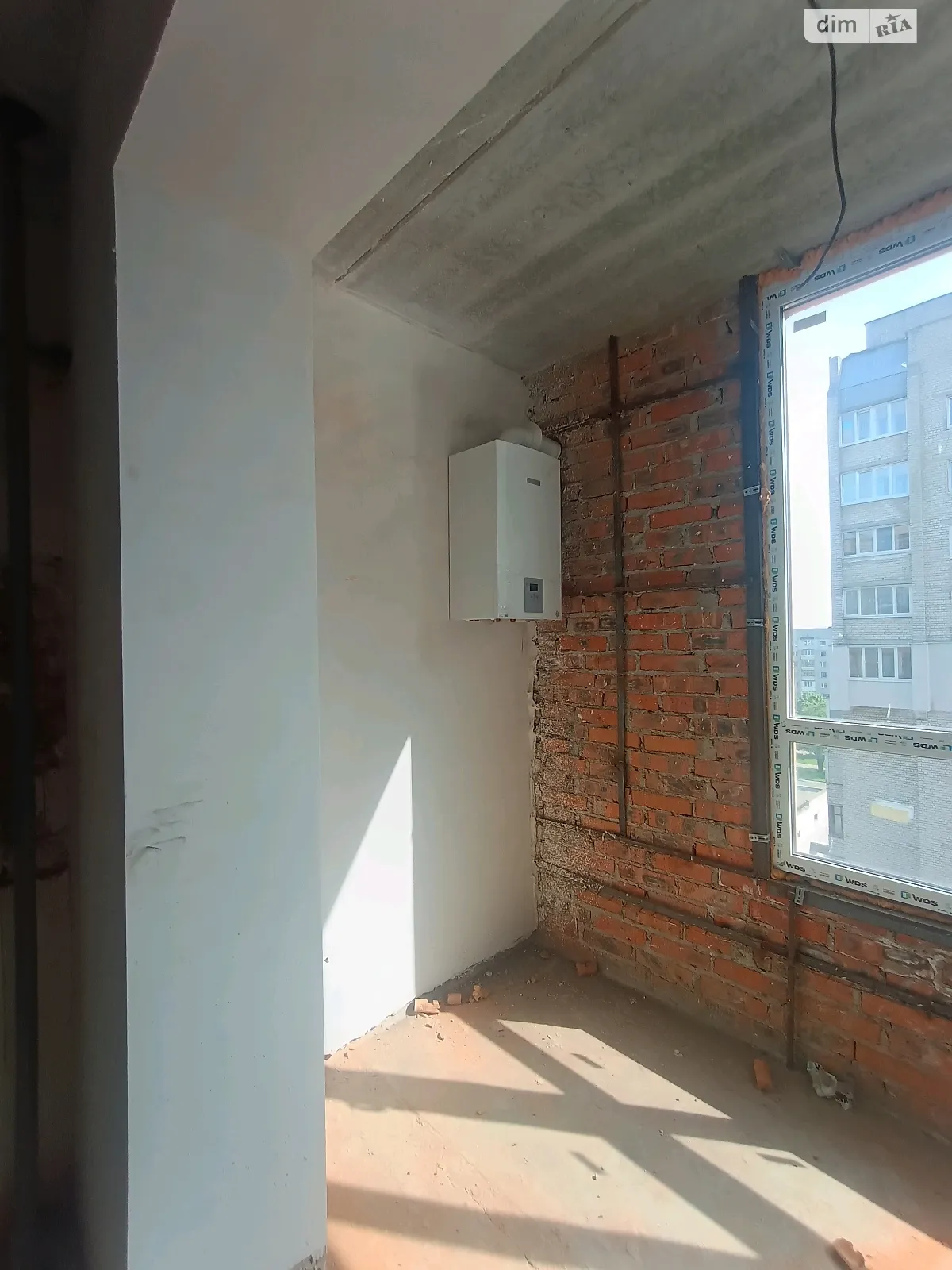 Продається 2-кімнатна квартира 93 кв. м у Житомирі, просп. Миру, 36 - фото 1