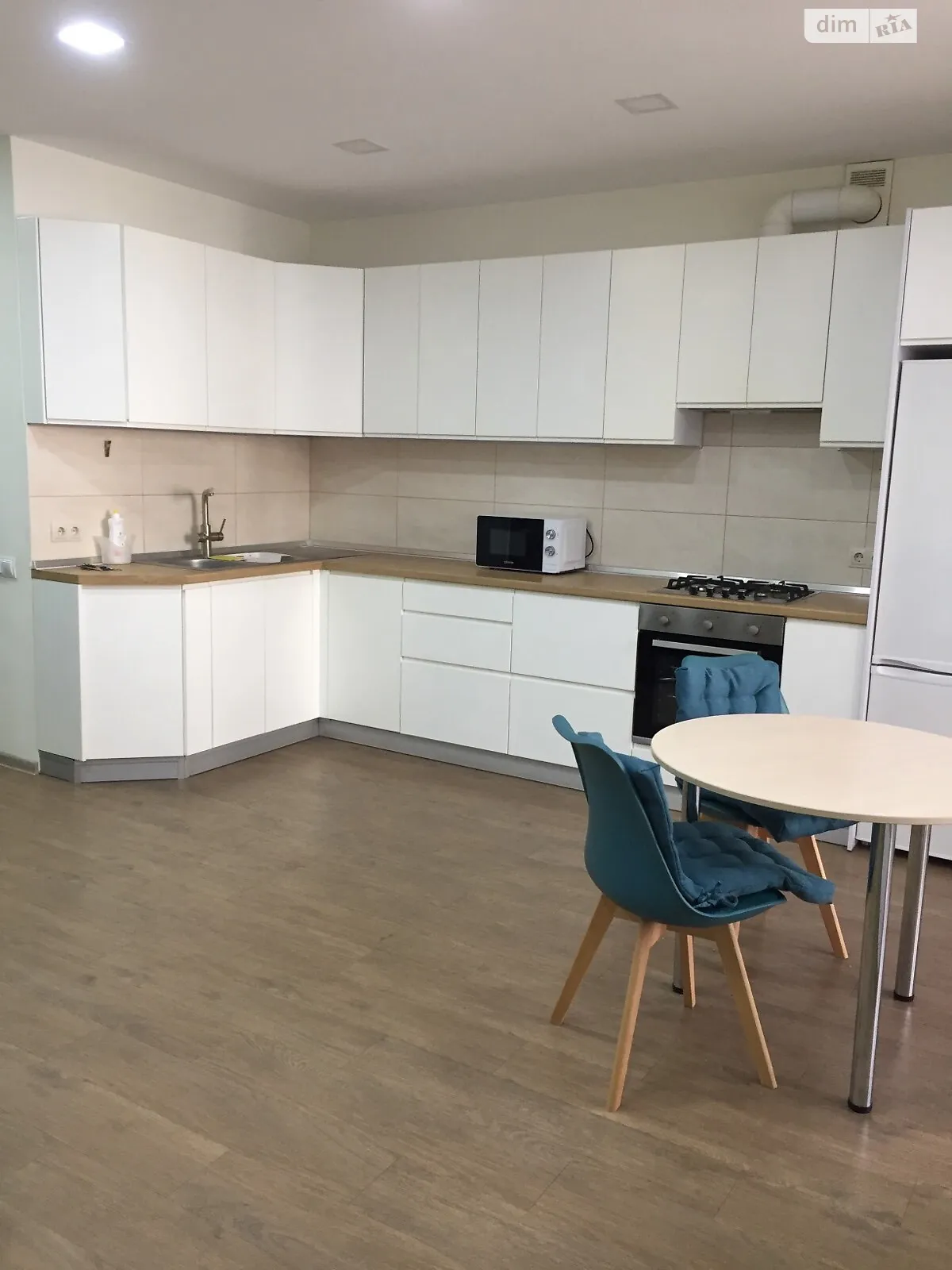 Сдается в аренду 1-комнатная квартира 46 кв. м в Днепре, ул. Левка Лукьяненко, 16 - фото 1