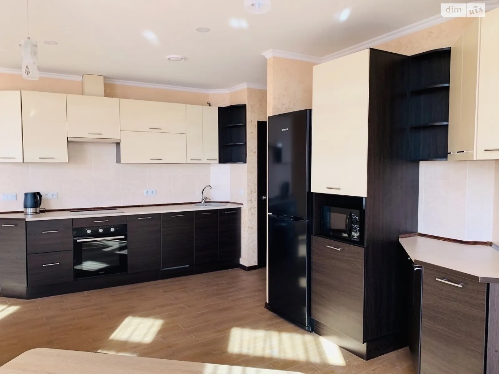 Сдается в аренду 2-комнатная квартира 62 кв. м в Днепре, ул. Луговская, 255 - фото 1
