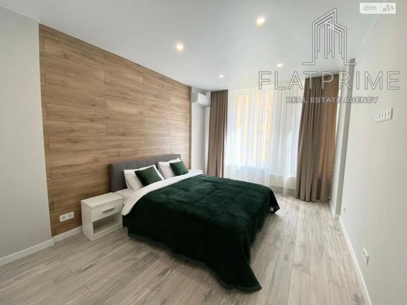 Продается 2-комнатная квартира 74 кв. м в Киеве, ул. Юрия Липы, 6 - фото 1