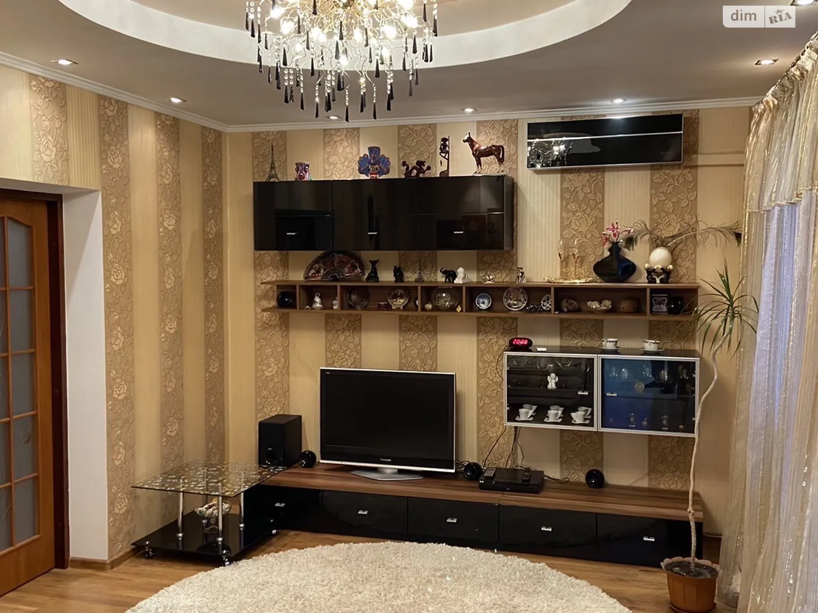 Сдается в аренду 3-комнатная квартира 70 кв. м в Кривом Роге, ул. Староярмарковая - фото 1