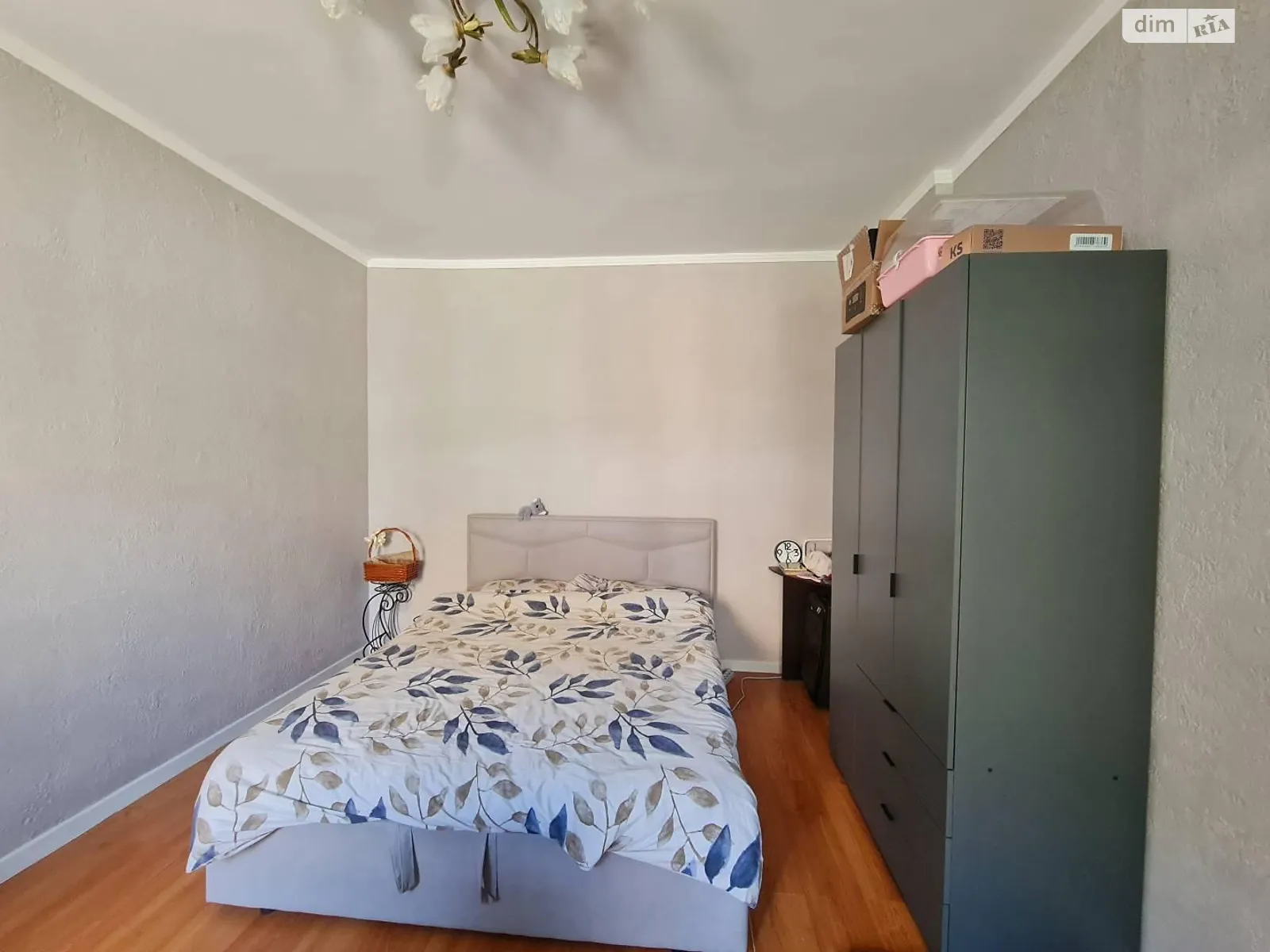 Продается 1-комнатная квартира 27 кв. м в Одессе, пл. Михайловская - фото 1