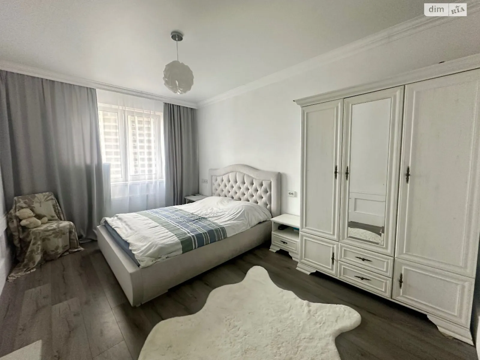 Продается 2-комнатная квартира 67 кв. м в Одессе, ул. Академика Сахарова - фото 1