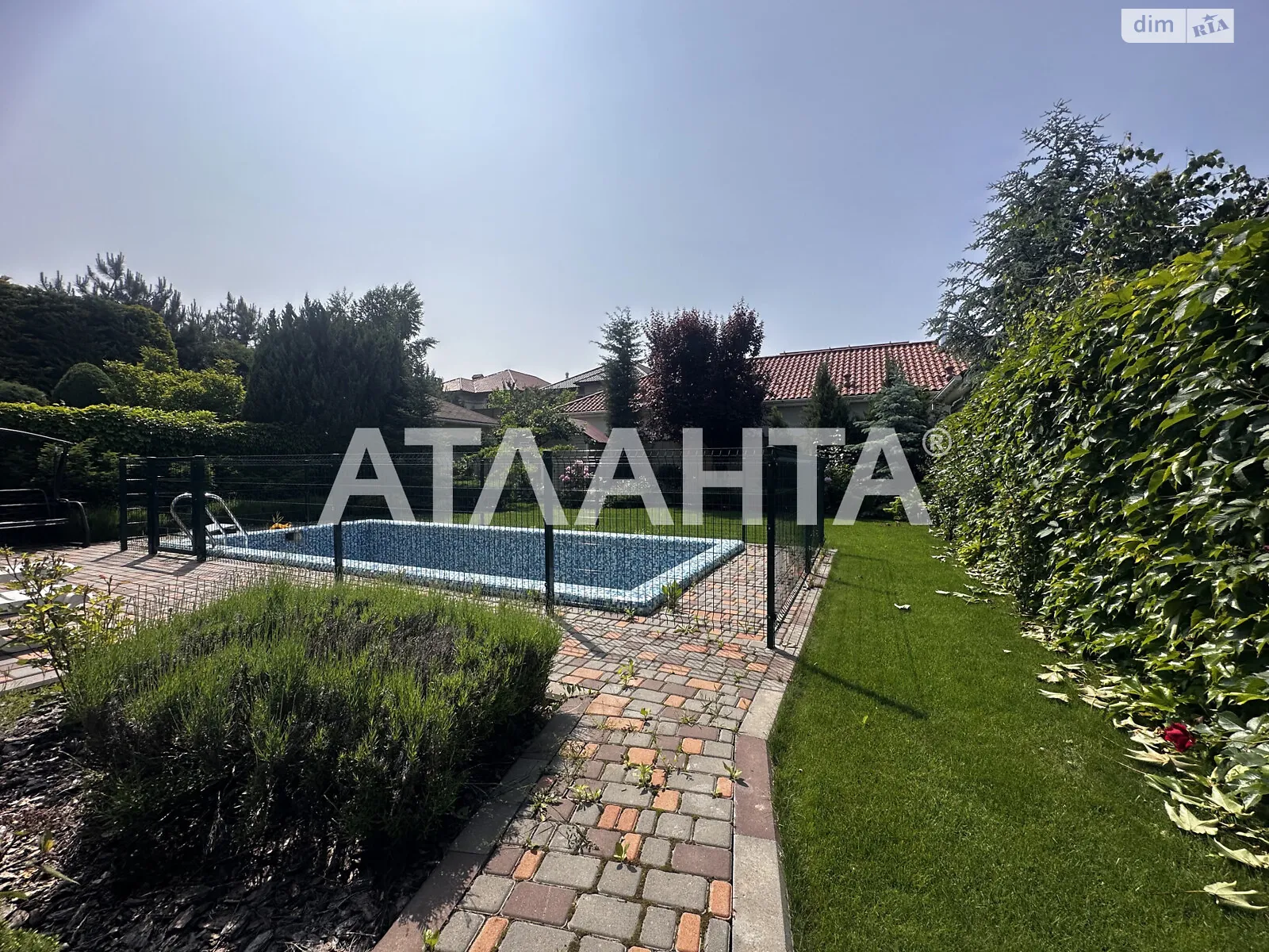 Продається будинок 2 поверховий 350 кв. м з мансардою, цена: 295000 $ - фото 1