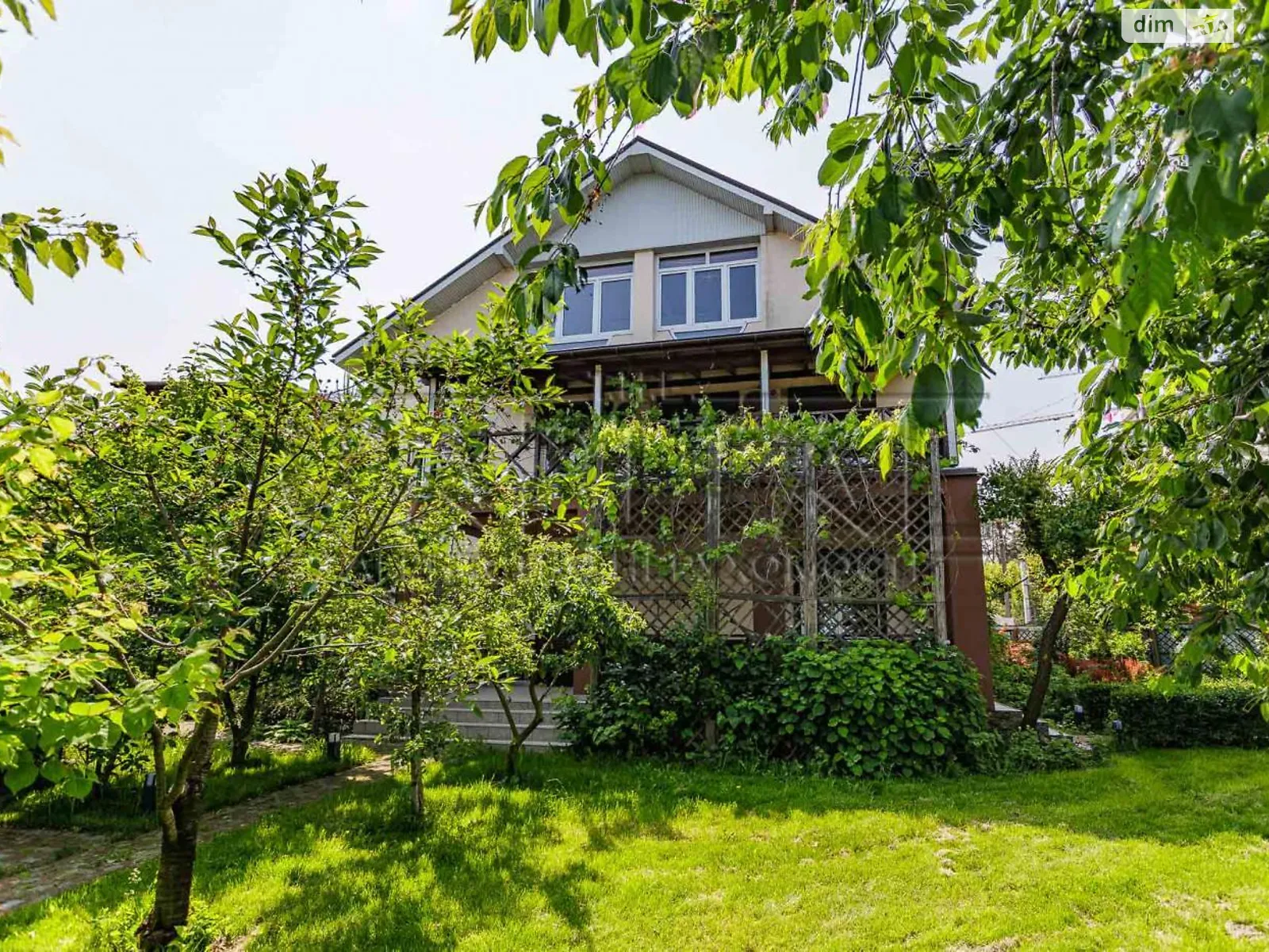 Продается дом на 2 этажа 265 кв. м с мебелью, цена: 250000 $ - фото 1