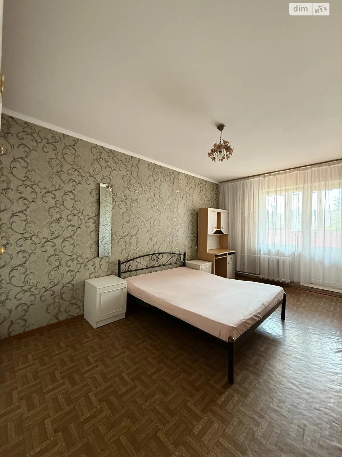 Продается 1-комнатная квартира 45 кв. м в Киеве, ул. Лисковская, 14 - фото 1