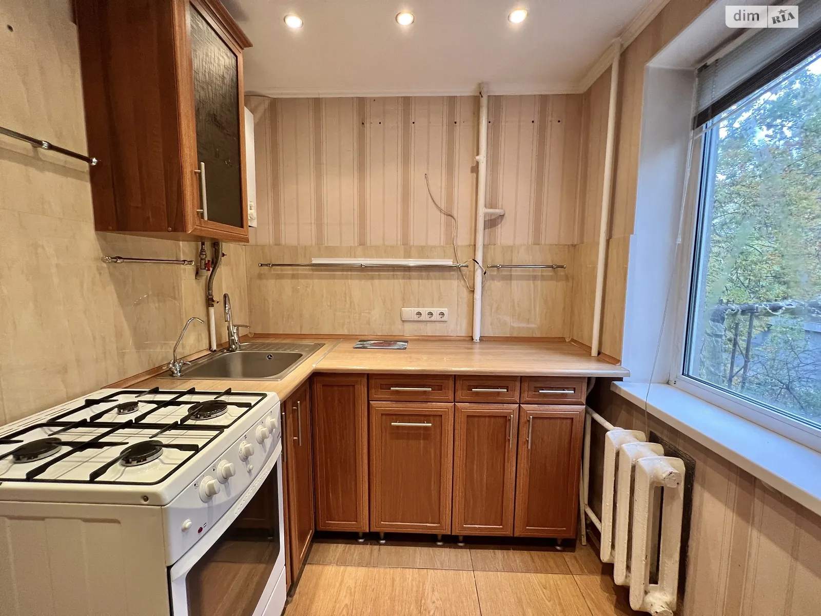 Продается 2-комнатная квартира 45.7 кв. м в Николаеве, ул. Театральная, 33 - фото 1