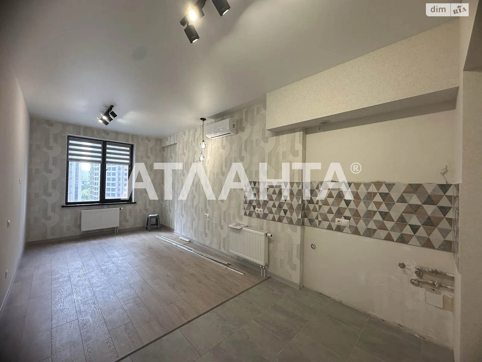 Продається 1-кімнатна квартира 29.3 кв. м у Одесі, вул. Генуезька - фото 1