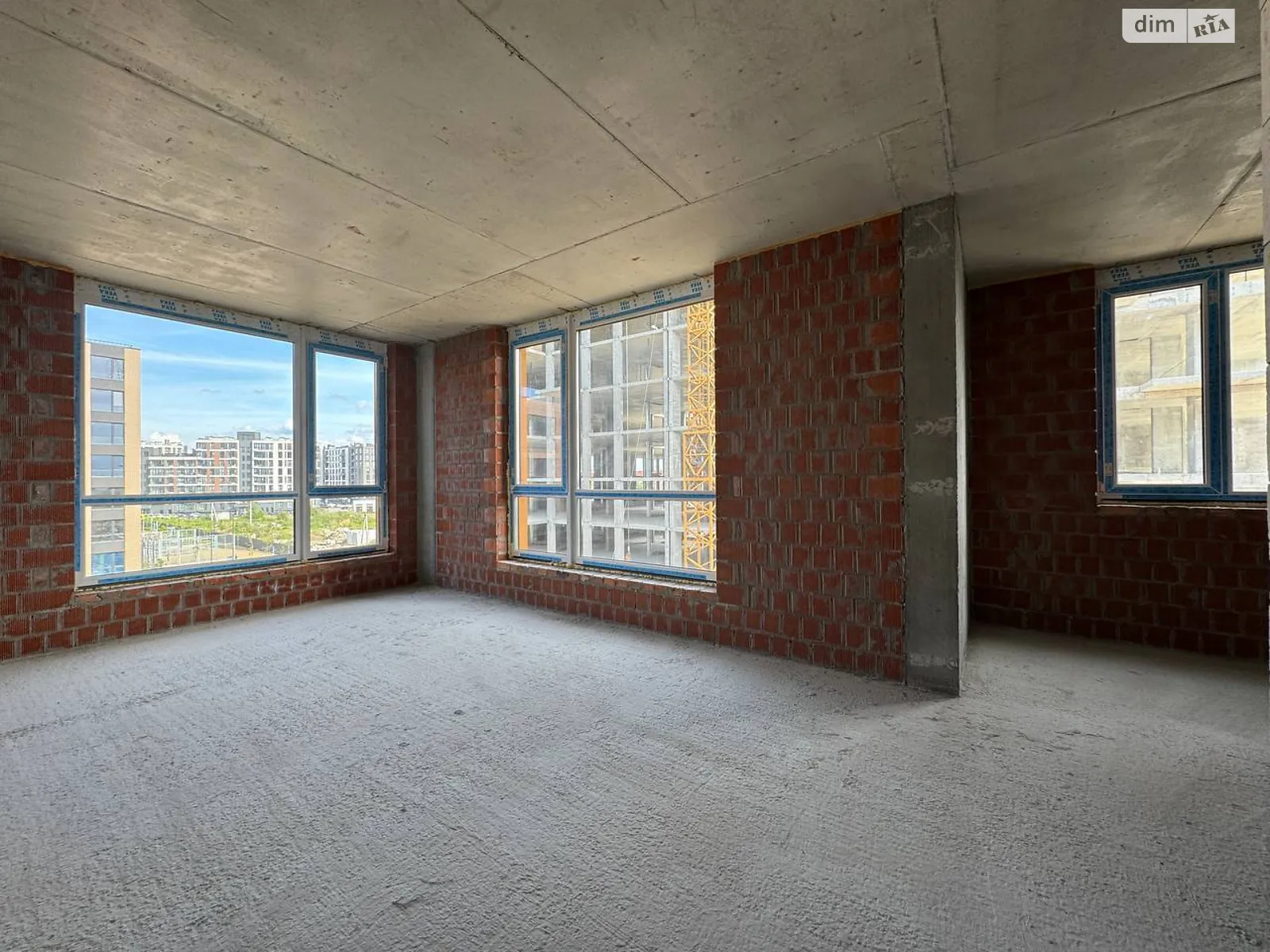 Продается 2-комнатная квартира 72 кв. м в Сокольниках, цена: 86300 $ - фото 1