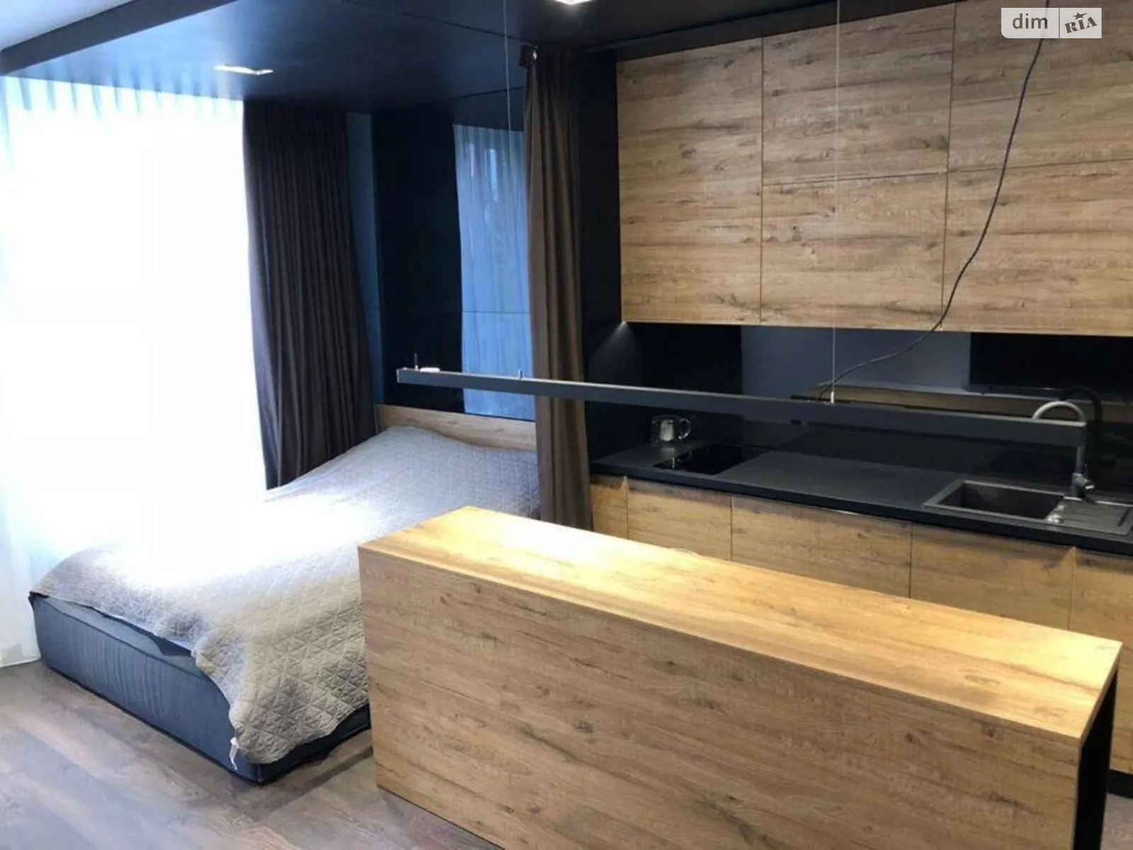 Продается 1-комнатная квартира 32 кв. м в Киеве, ул. Регенераторная, 4 - фото 1