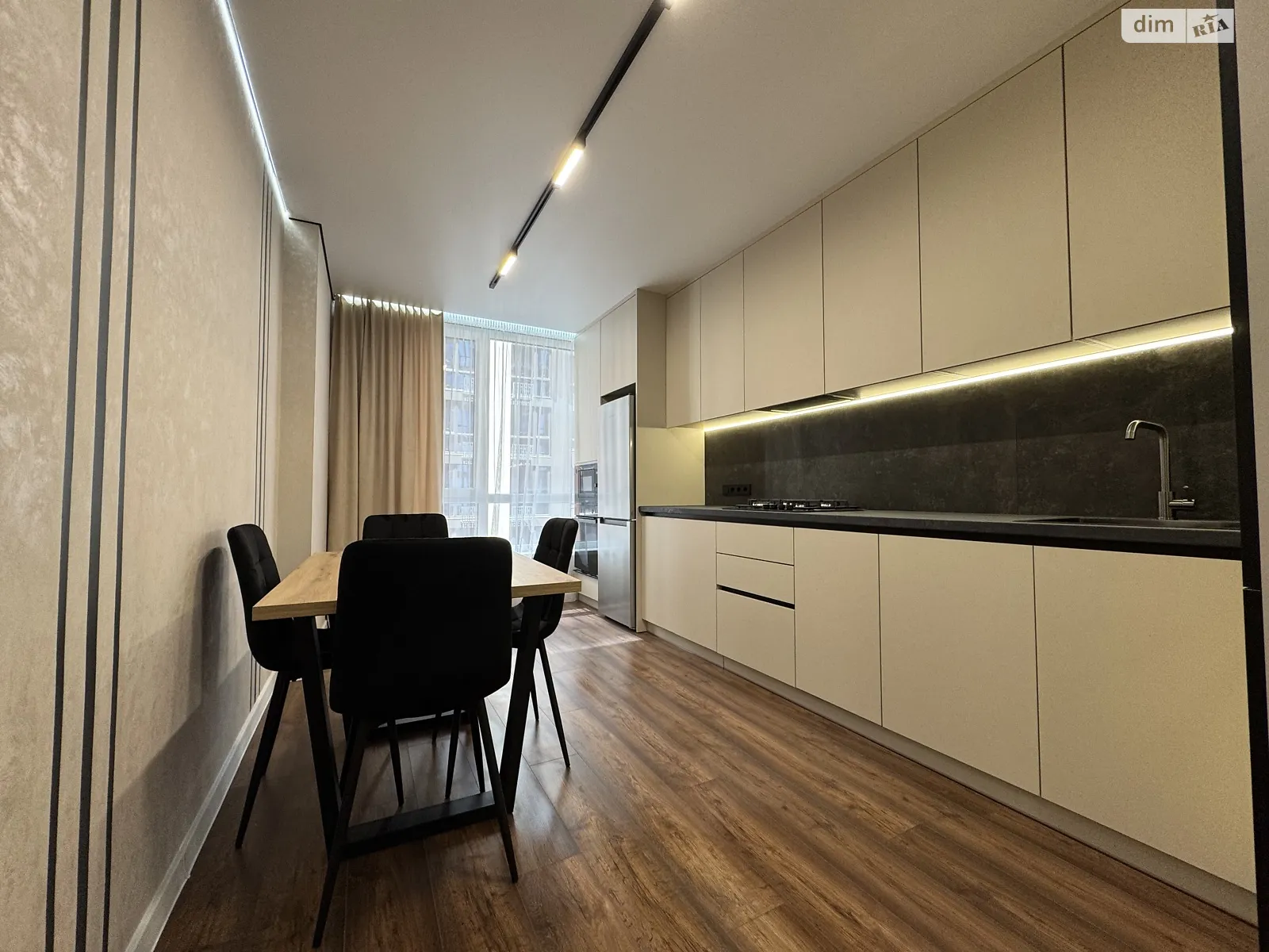 Продается 1-комнатная квартира 11 кв. м в Угорниках, цена: 72000 $ - фото 1