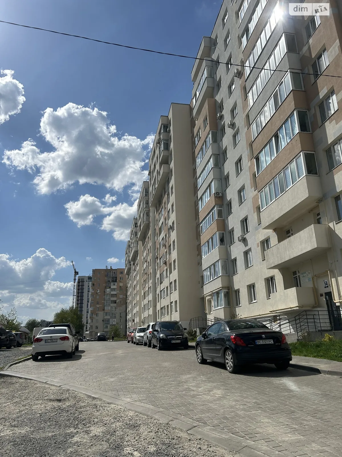Продается 2-комнатная квартира 68 кв. м в Львове, ул. Под Голоском, 8 - фото 1