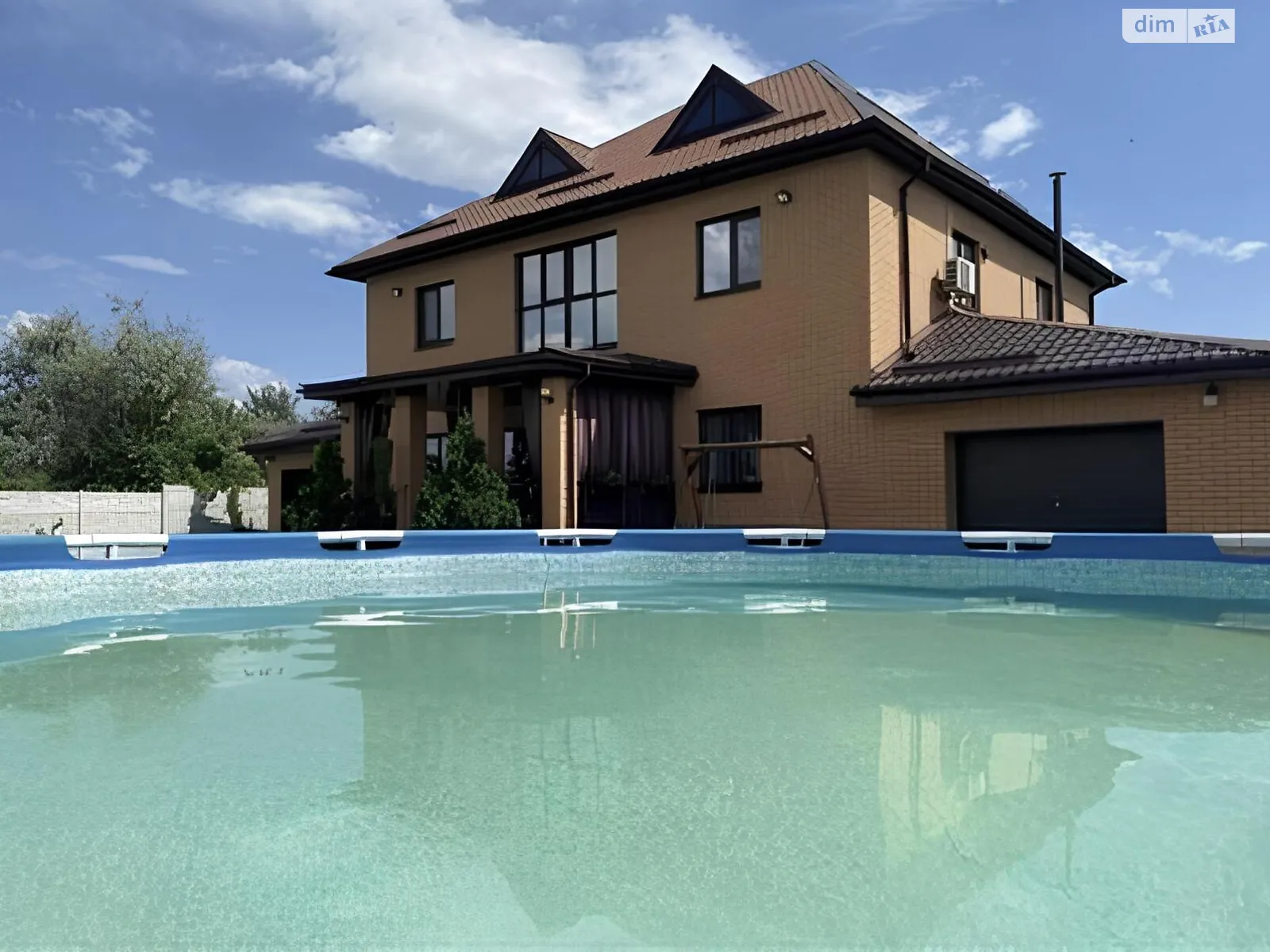Сдается в аренду дом на 3 этажа 205 кв. м с верандой, цена: 65000 грн - фото 1