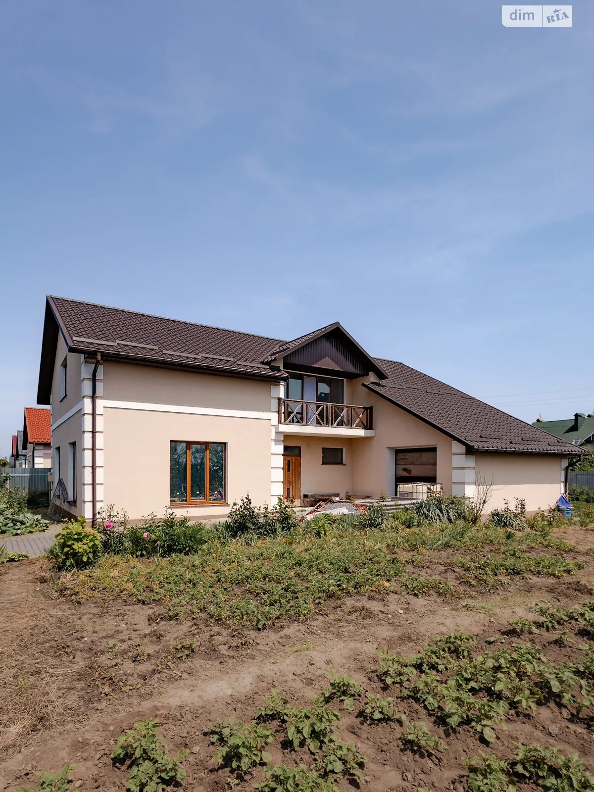 Продается дом на 2 этажа 295 кв. м с баней/сауной, цена: 180000 $ - фото 1
