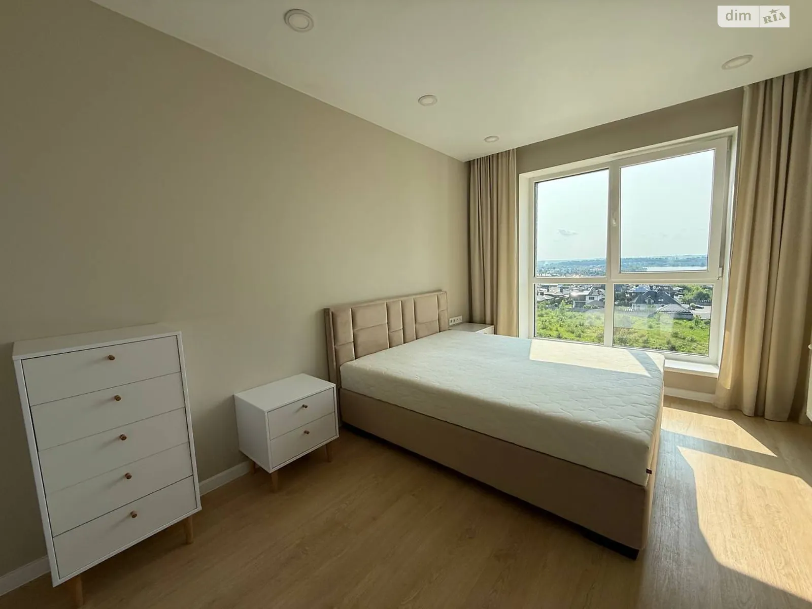 Продается 2-комнатная квартира 67.5 кв. м в Ровно, цена: 93000 $ - фото 1