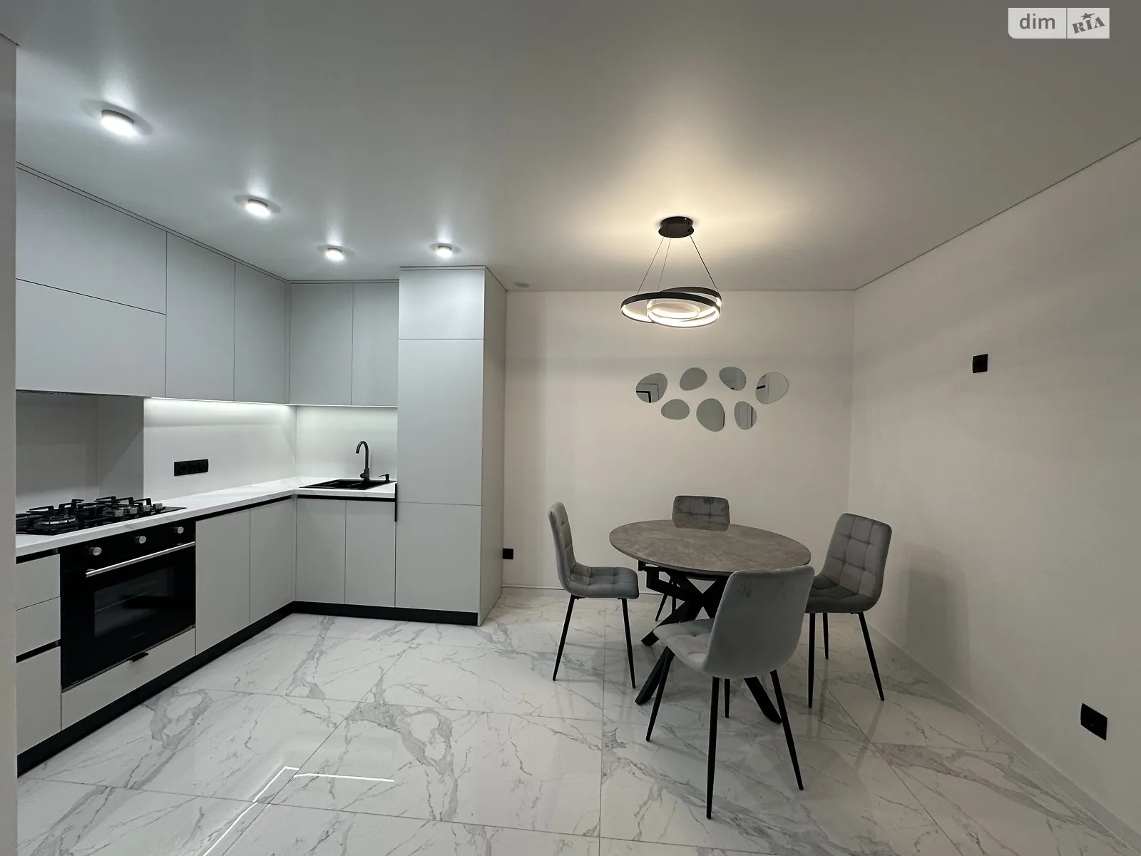 2-комнатная квартира 56 кв. м в Тернополе, цена: 68000 $ - фото 1