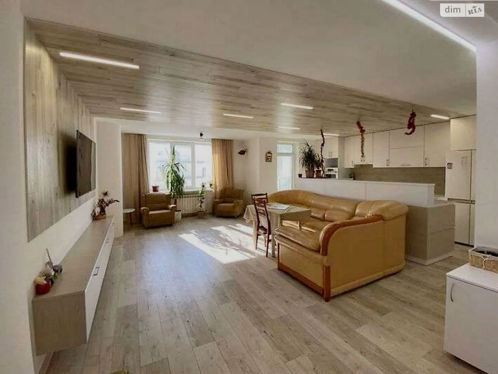 Продается 3-комнатная квартира 120 кв. м в Харькове, цена: 90500 $ - фото 1
